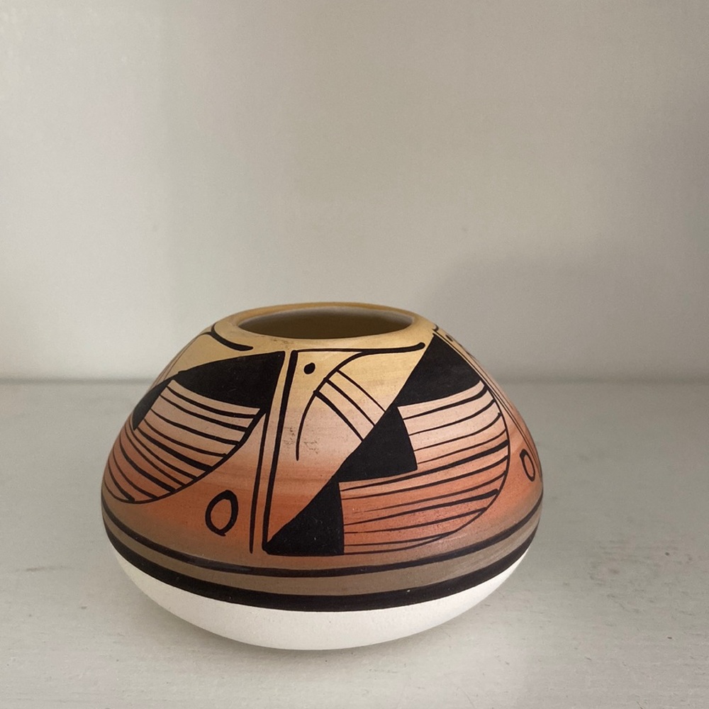 Native American pottery seed pot hand made and signed by Kathy